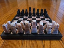 Vintage Aztec Hand Carved Onyx and Marble Mini Chess Set and Board  - €46,07 EUR