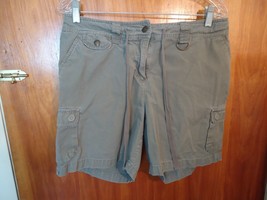 Womens Jones New York Sport Size 10 Army Green Shorts &quot; BEAUTIFUL PAIR &quot; - $16.82