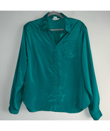 Campus Casuals emerald green, long sleeve button-down shirt - $184.34 MXN