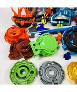 Tomy Beyblade BeyWarriors Mix Lot Figures Launchers Rip Cords More Hasbr... - $584.92 MXN