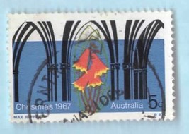 Used Australia Christmas Stamp (1967) #429 5c Christmas Flower and Gothi... - $73.52 MXN