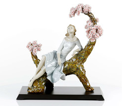 Lladro 01008360 Sweet Scent of Blossoms - £3,334.88 GBP