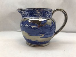 WEDGEWOOD China FALLOW DEER Pitcher PLATINUM and Blue MADE in ENGLAND - £71.25 GBP