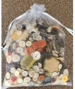 1.2# Bag of Buttons ~ Multicolor ~ Various Sizes ~ Vintage &amp; Modern Butt... - $42.13 CAD