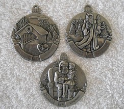 3 Pewter Season&#39;s Greetings Country Christmas ORNAMENTS~1997, 1999, 2000  - £6.16 GBP