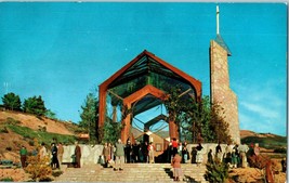 Wayfarer&#39;s Chapel Glass Church Rancho Palos Verdes CA Lloyd Wright Postcard - £5.81 GBP