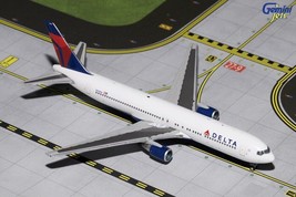 Delta Boeing 767-300 N143DA GeminiJets GJDAL1655 Scale 1:400 RARE - $89.95