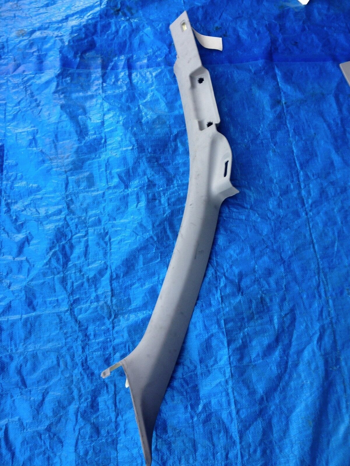 AUDI A4 B6 4 DOOR ROOF INTERIOR COVER TRIM RIGHT Gray DRIVER SIDE Handle... - $29.01