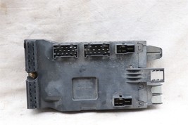 Mercedes Front Fusebox Fuse Relay Junction Box 901-540-01-50 image 2