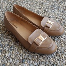 Comfortview Slip Ons Tan Slip On with Bow Detail Size 10 - $18.99