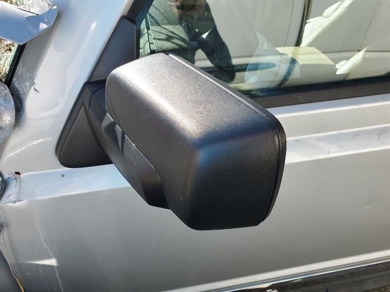 Right Rear Door Glass OEM 2006 2007 2008 2009 2010 Jeep Commander Item image 12