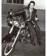 James Marshall on Motorcycle Twin Peaks 8x10 Photo #V3503 - $182.49 MXN