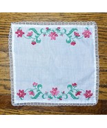 Vintage Handmade Floral Embroidered Centerpiece Cloth For Table Grandmacore - $9.90