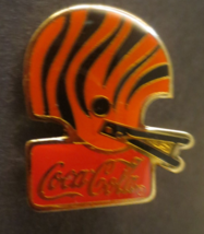 Coca-Cola Cleveland Bengels Super Bowl 1985 Lapel Pin - £2.72 GBP