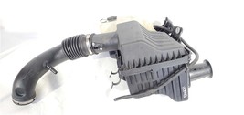 Air Filter Box Cleaner with Tubes 4.6L OEM 2012 Vehicle Production Group... - $1,245.52 MXN