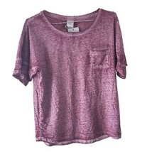 Brand New Bench Downtown Burgundy &amp; Gray Short Sleeve Activewear T-Shirt - $14.50