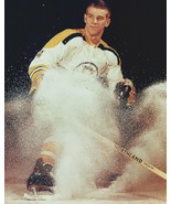BOBBY ORR 8X10 PHOTO BOSTON BRUINS NHL PICTURE ICE SPRAY HOCKEY - £3.93 GBP