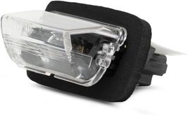 Toyota Camry License Plate Light Assembly 2012–2017 OEM 81270-06031 - €9,66 EUR