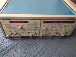 Tektronix SG 5030 Programmable Leveled Sine Wave+CG 5011 Cal Generator+TM5006A - $1,500.00