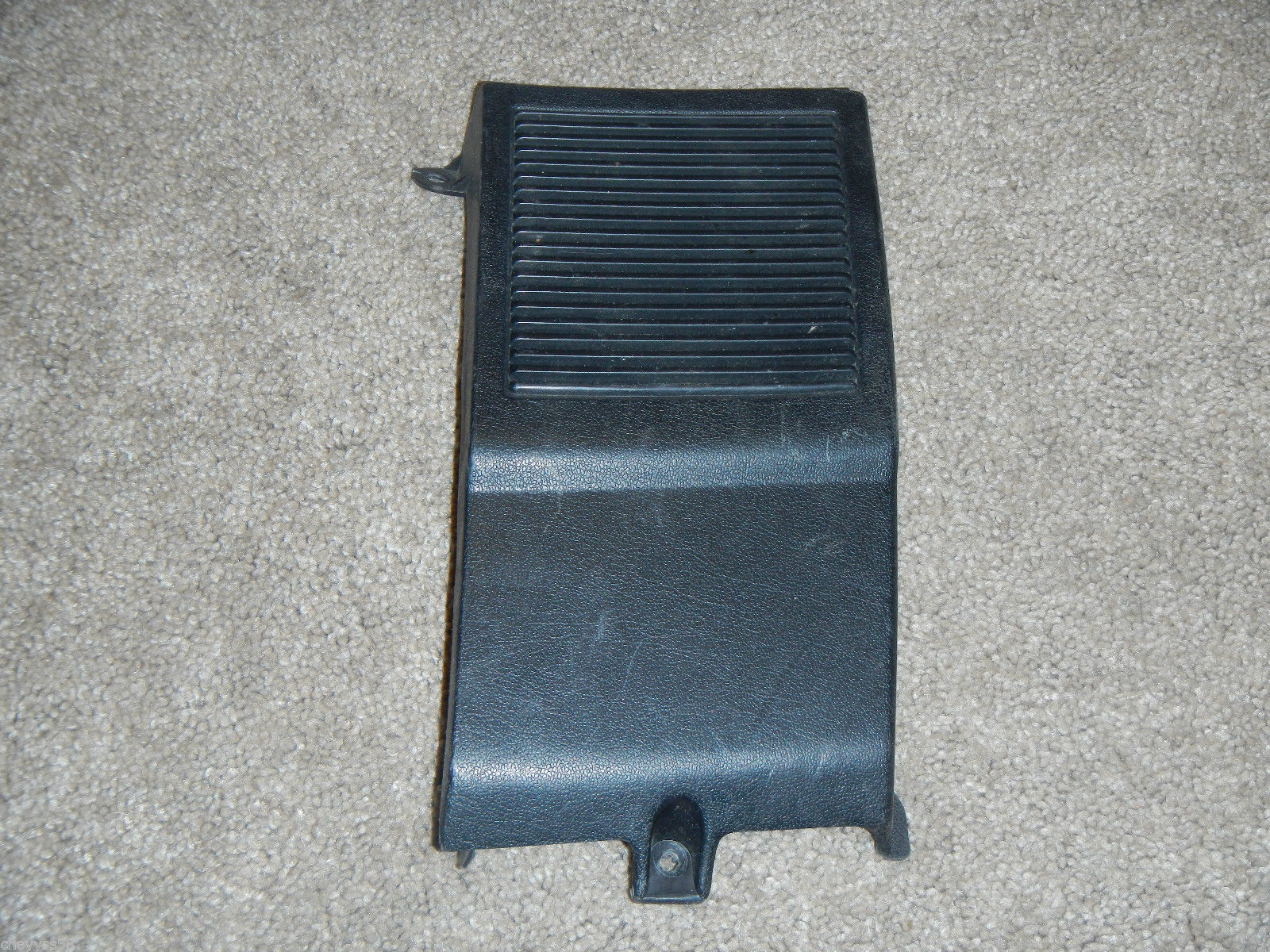 RIGHT LOWER DASH SPEAKER GRILL COVER PANEL 1987 87 TOYOTA TERCEL SR5 4WD... - $20.72