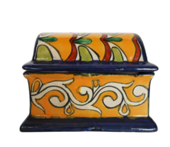 0Vintage Mexico pottery multi color treasure box shaped lidded trinket box - £19.65 GBP