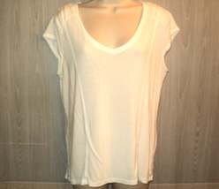 NY &amp; Co New York &amp; Company Women&#39;s Size L Top White Cap Sleeves Scoop Neck Rayon - £9.09 GBP