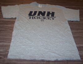 University Of New Hampshire UNH HOCKEY T-SHIRT MENS MEDIUM  Gray - $19.80