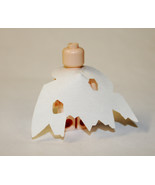 BNP White Torn Cape C For Minifigure Toys Gift - $84.77 MXN