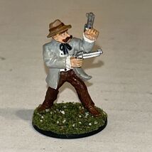 Ral Partha Warhammer Metal Painted Miniature Archaeologist Adventurer Mu... - $18.78
