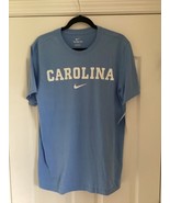 Nike Men’s North Carolina Tarheels T- Shirt Size: Medium Color: Carolina... - $607.52 MXN