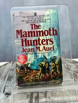 The Mammoth Hunters by Jean Auel 1986 paperback  - £11.41 GBP