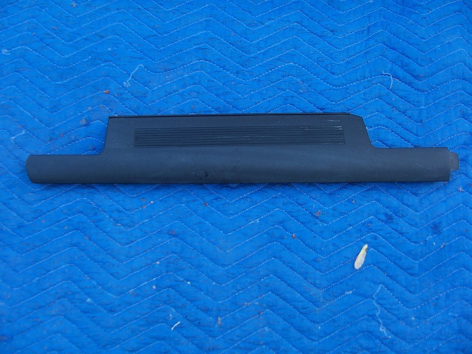 1993 STS SEVILLE RIGHT REAR DOOR  THRESHOLD STEP TRIM PANEL OEM USED CAD... - $83.31