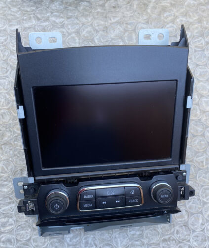 2014-2018 Chevy Impala 8.4" MyLink Display Screen Dash Assembly - $168.30
