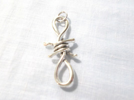 Figure 8 Twist Barbed Wire Barb Wire Silver Plate Pendant Adjustable Necklace - £6.73 GBP