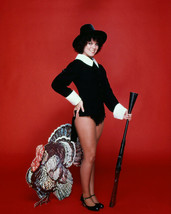 Erin Moran Stunning 8x10 Photo Thanksgiving Pose Turkey Happy Days - $9.75