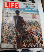 14 Vintage Car Ads GOOD LIFE MAGAZINE  October 22, 1965. Mary Martin Vie... - £46.00 GBP