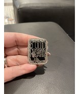Harley-Davidson 100 Years 2003 Daytona Bike Week Signed Willie Lapel Pin - $215.11 MXN