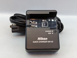 Genuine OEM Nikon MH-24 Charger for EN-EL14 Battery D5200 D5300 P7800 P7100 (M) - £10.22 GBP