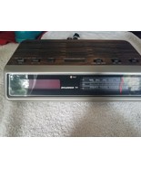 Sylvania Clock Radio Rare Vintage - $2,573.82 MXN
