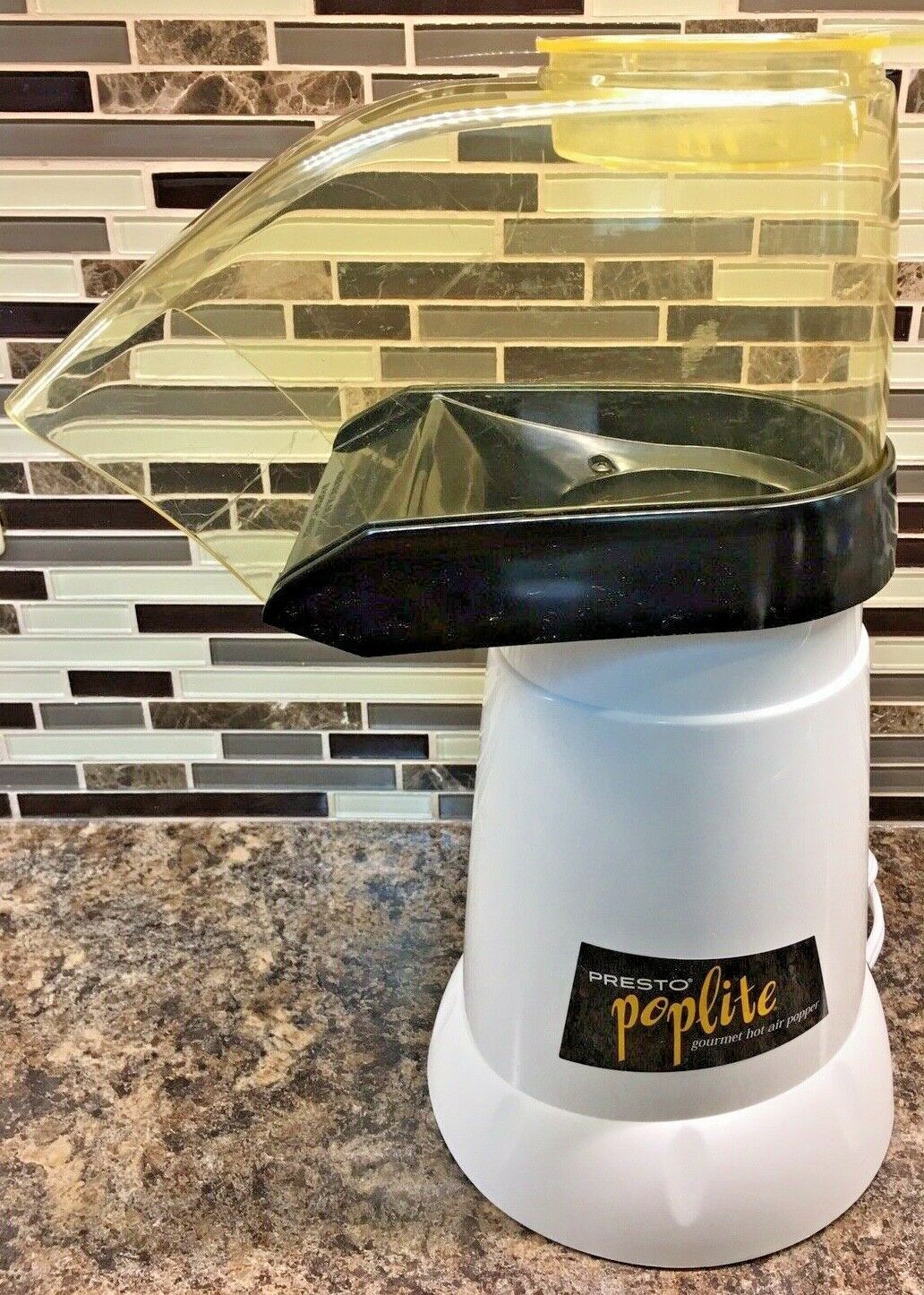 Presto Poplite Gourmet Hot Air Popper Popcorn Maker 1440 Watts Model 0482007 - $25.20