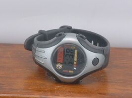 Pre-Owned Men’s Black SU 30 Sports Digital Watch - €7,63 EUR