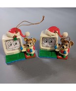 2 Vintage Keepsake 1970 Loggin&#39; On To Santa Mouse Computer Christmas Orn... - $363.73 MXN