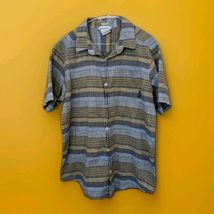 Columbia Shirt Men’s Medium Blue Striped Regular Fit Short Sleeves Pocke... - $13.85