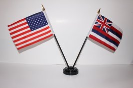 US USA American and Hawaii 4&quot;x6&quot; Miniature Flags Desk Set with Gold Base - £3.05 GBP