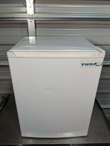 VWR Sanyo SR-2570W Undercounter Refrigerator / TESTED - £119.43 GBP