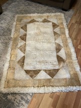 Vintage 6 Ft X 4 Ft Alpaca Fur Area Rug Super Soft - £93.45 GBP