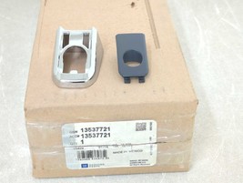 New OEM GM LH Door Handle Lock Cover 2021-2024 GM Trucks Chrome 13537721 end cap - £25.27 GBP