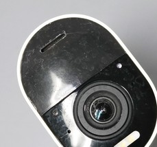 Arlo Ultra2 VMS5340-2BYNAS 4K Spotlight Cameras Security Bundle 3-Pack  image 3