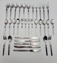 Vtg Set of 33 US Stainless United Silver Korea 2 Flowers Flatware Rare - £36.84 GBP