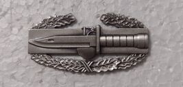 ARMY COMBAT ACTION BADGE SILVER OXIDE FINISH NEW IN PACK :KY24-12 - $11.88